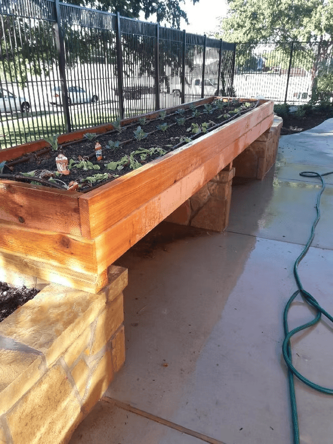 Conroy's decorative planter and pot arrangement in North Texas 2